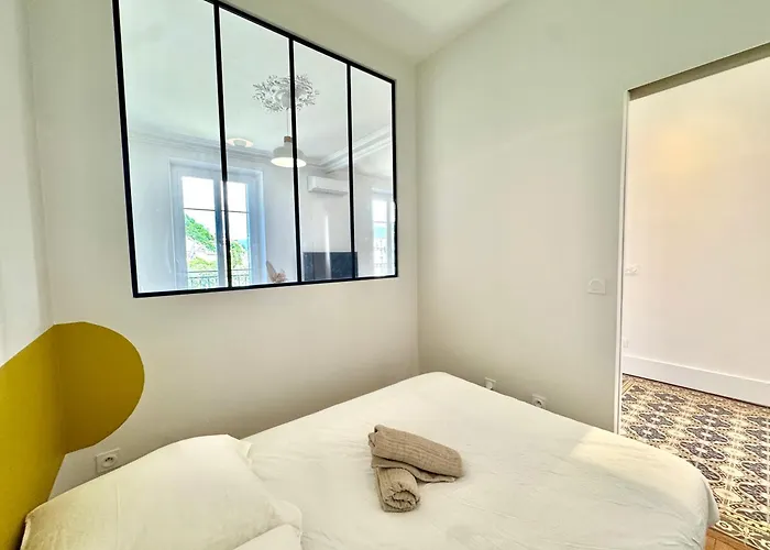 Appartement Le Bastille, 6 Pers, 300 M Gare, Climatisation