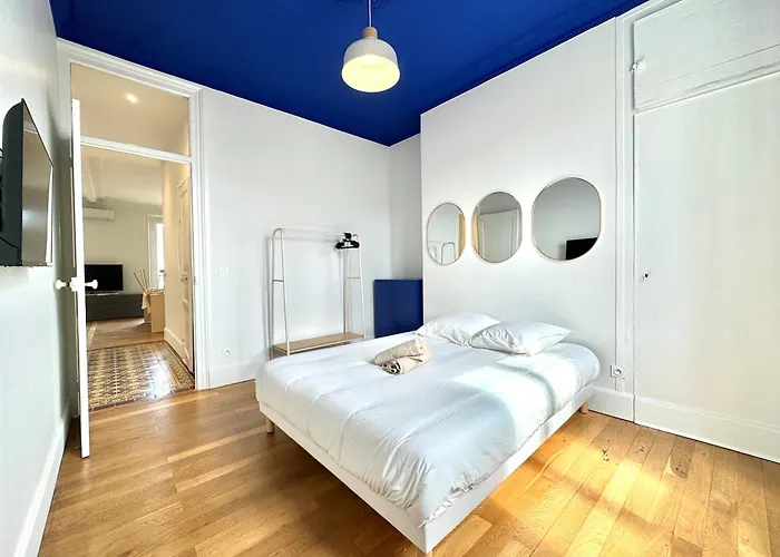 Le Bastille, 6 Pers, 300 M Gare, Climatisation